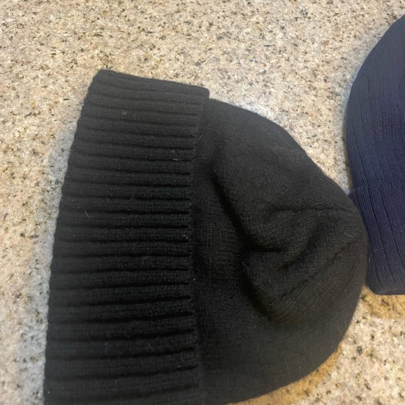 Patagonia Black Beanie - Picture 3 of 5